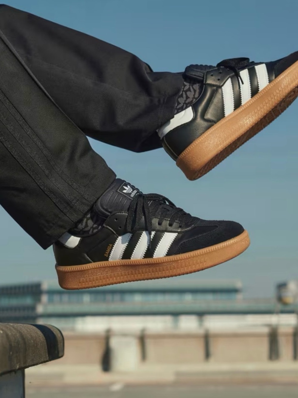 NIB adidas Kids Samba XLG Black with Gum Sole Size 6